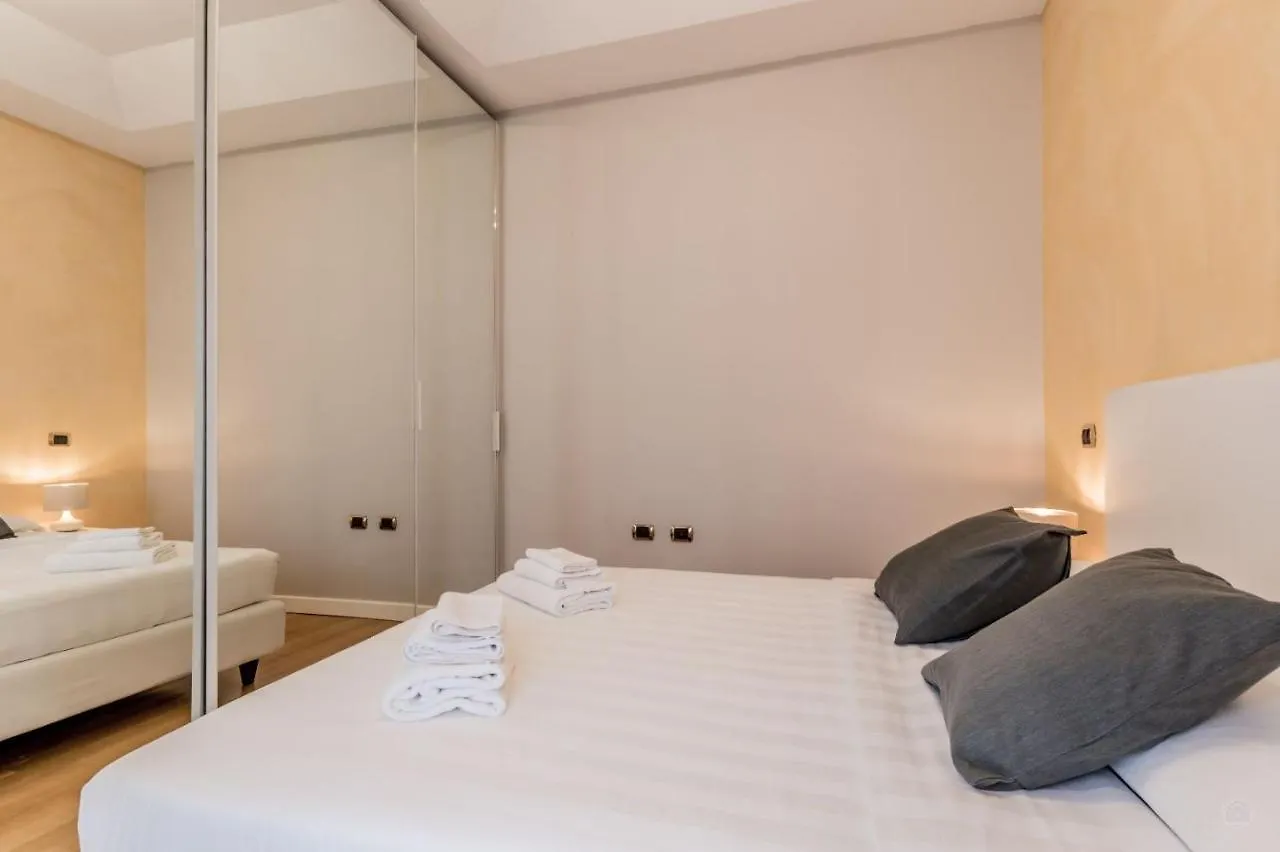 Apt Rome - Pietra 0*,